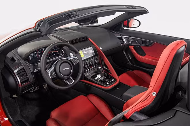 Jaguar F-Type 2021 có mặt tại thị trường Việt Nam. Ảnh: Jaguar Land Rover Việt Nam