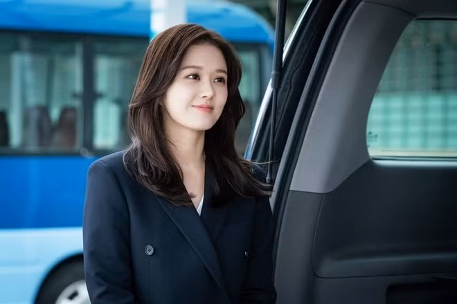 Jang Na Ra nổi danh tại thị trường Trung Quốc khá sớm nhưng nhanh chóng bị tẩy chay vì một lần “vạ miệng” vào năm 2009.