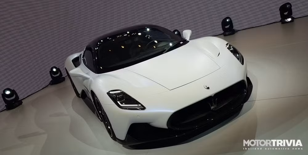 Siêu xe Maserati MC20 có giá bán 695.000 USD tại Thái Lan. Ảnh: Motortrivia