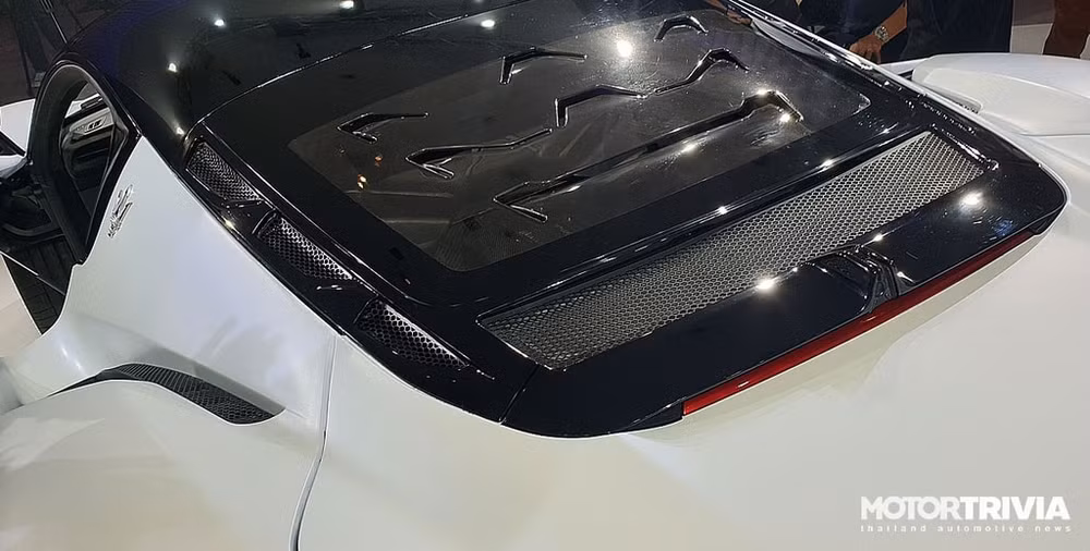 Siêu xe Maserati MC20 có giá bán 695.000 USD tại Thái Lan. Ảnh: Motortrivia