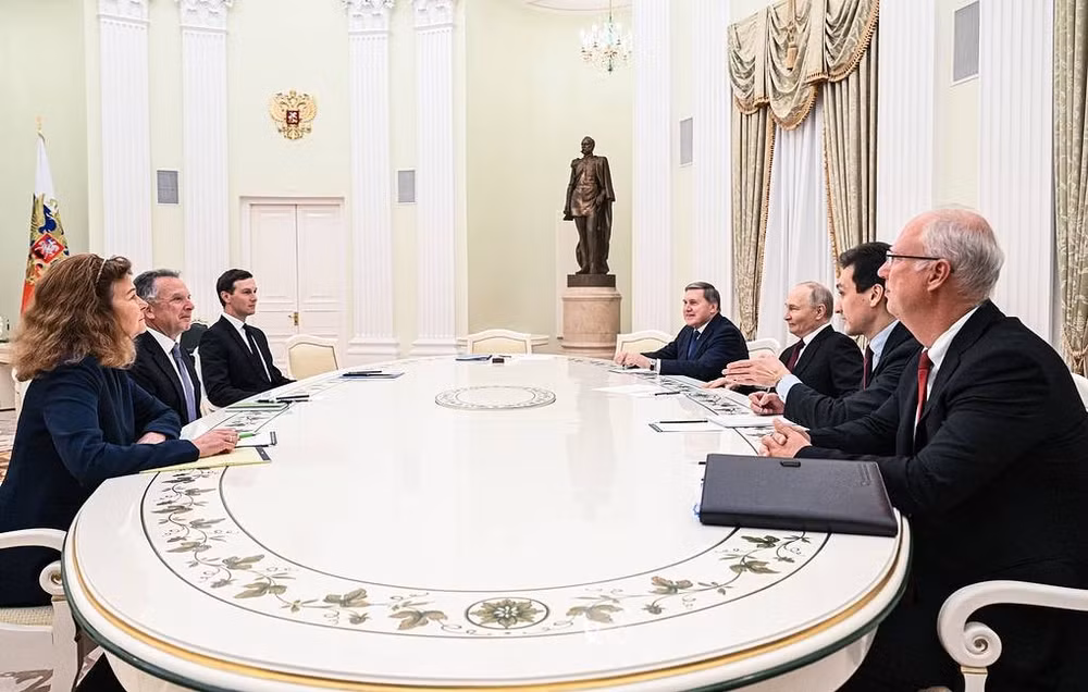 Cuộc hội đàm kéo dài 5 giờ giữa phía Nga và phái đoàn Mỹ tại Moscow. Ảnh: TASS