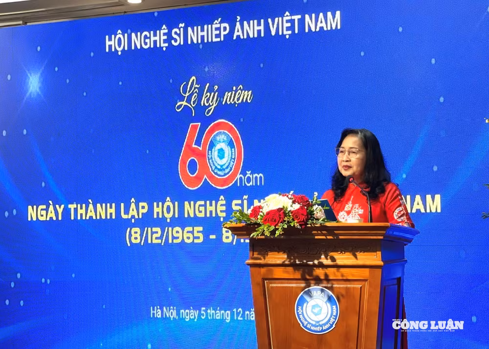 Ảnh màn hình 2025-12-05 lúc 19.31.36