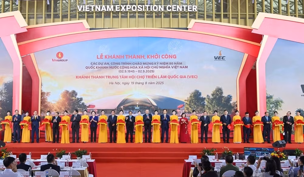 Thủ tướng đôn đốc chuẩn bị Lễ khánh thành, khởi công các công trình lớn, ý nghĩa chào mừng Đại hội Đảng- Ảnh 1.