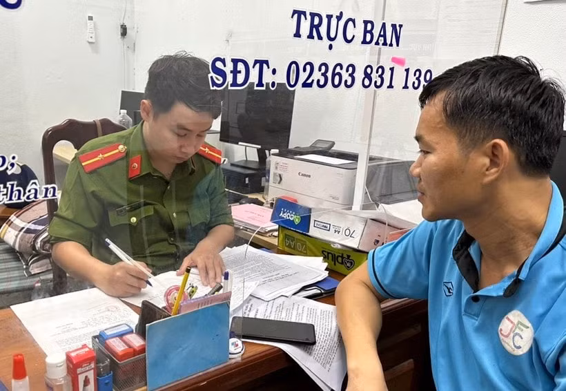 cong an vao cuoc vu phong vien bi doa giet ca gia dinh hinh 1