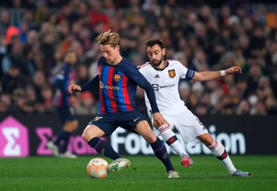 barca hoa 2 2 man utd sau man ruot duoi kich tinh hinh 1