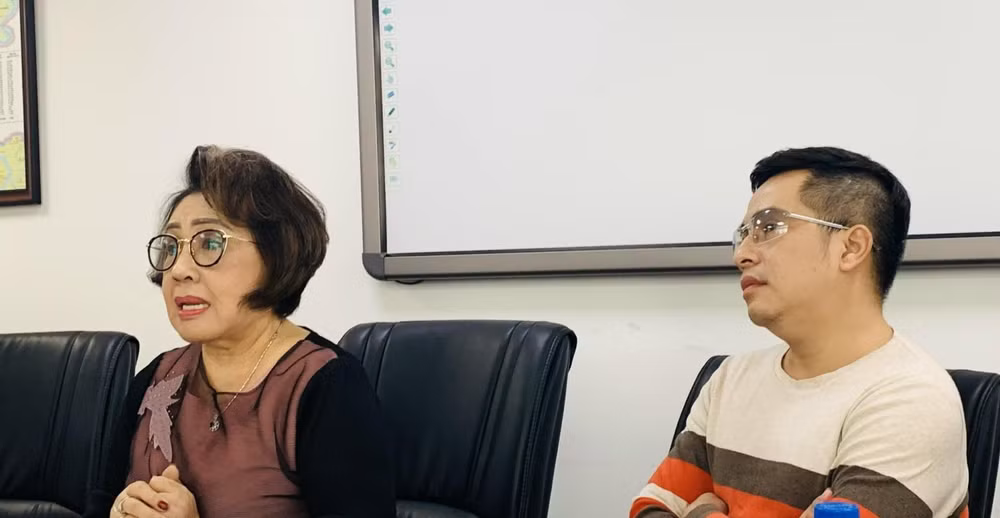 nghe si uu tu quyen linh buc xuc vi bi loi dung quang cao sai su that hinh 3