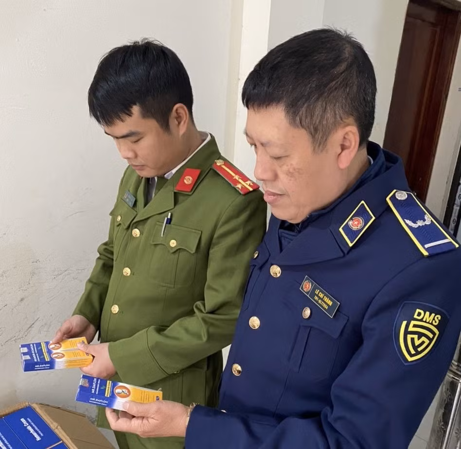 ban thuoc tri gia chu co so kinh doanh tai ha noi doi mat voi truy to hinh su hinh 1