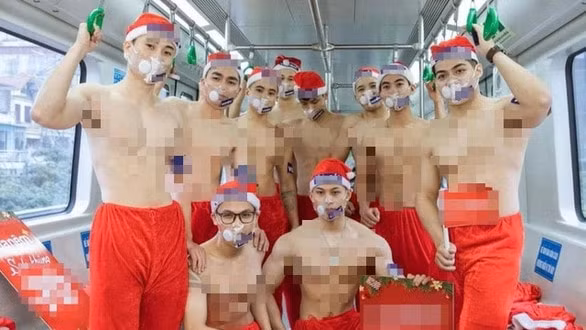 chuoi nem lon nhat viet nam lai dinh phot quang cao nhay cam hinh 2