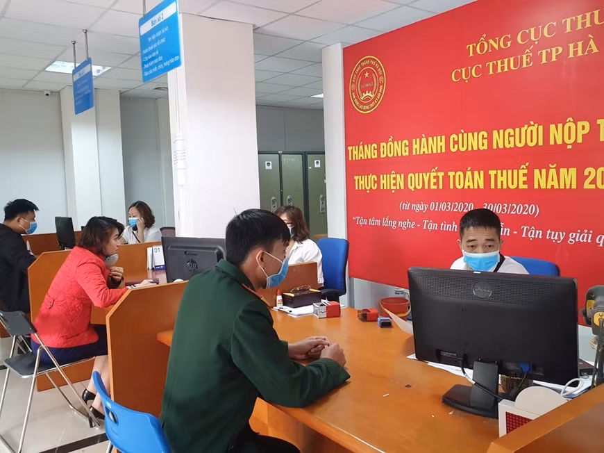 ha noi can bo cong chuc nganh thue ky cam ket khong vi pham phap luat ve phong chong tham nhung hinh 1