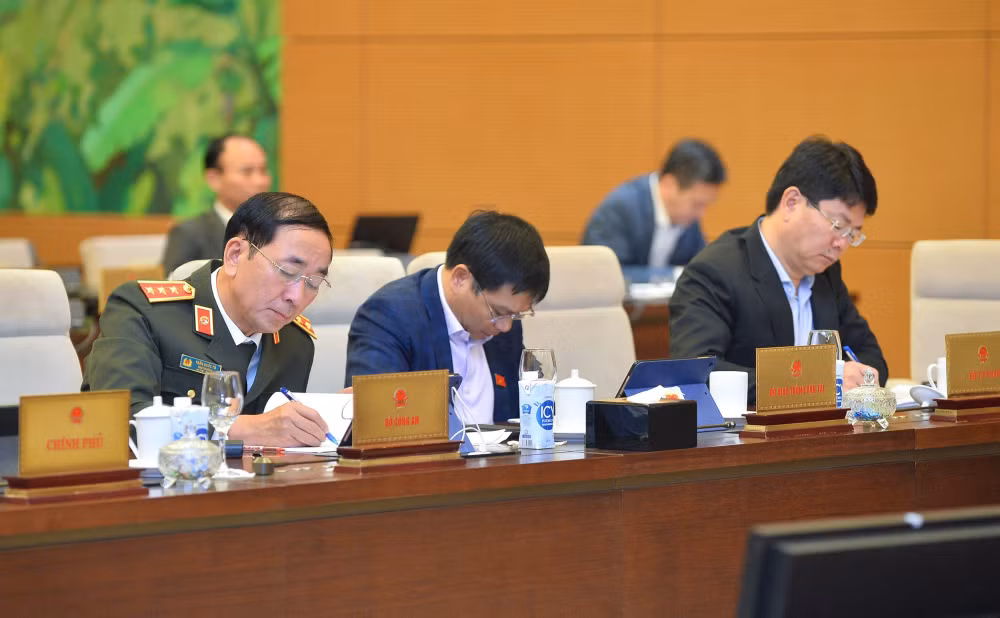 tiep tuc khang dinh ban linh quyet tam chinh tri cua quoc hoi truoc nhung van de cap bach hinh 3