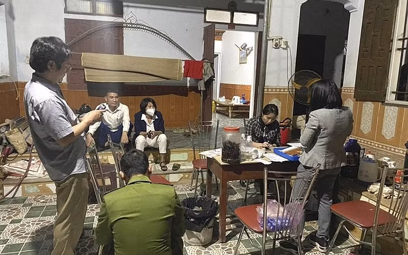 nghe an dieu tra nguyen nhan 5 nguoi nhap vien sau bua ruou hinh 1