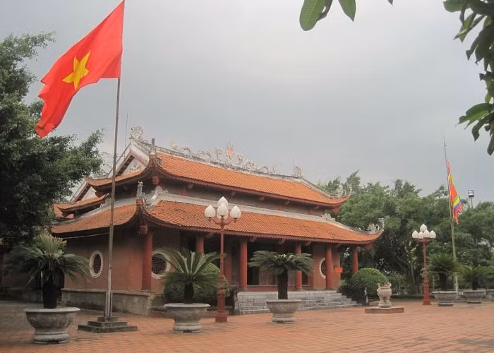 dong trieu quang ninh thu hut du khach du lich tam linh hinh 1