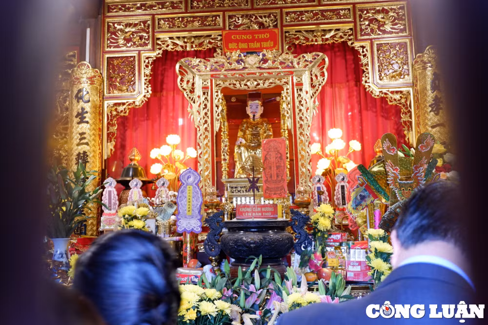 den ong hoang muoi diem den van hoa tin nguong tam linh noi tieng xu nghe hinh 14
