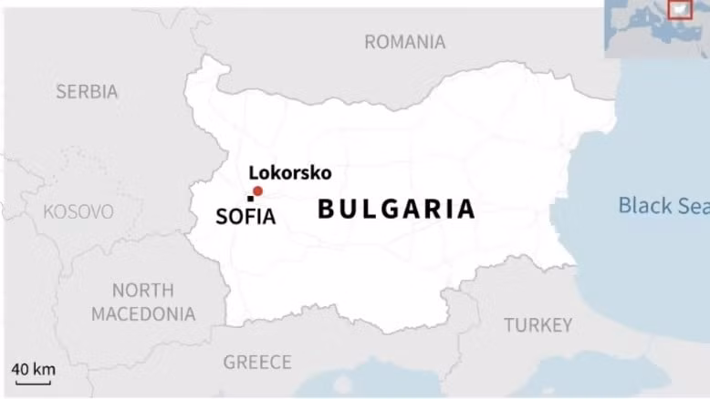 bulgaria tim thay 18 nguoi di cu chet ngat trong xe tai hinh 2