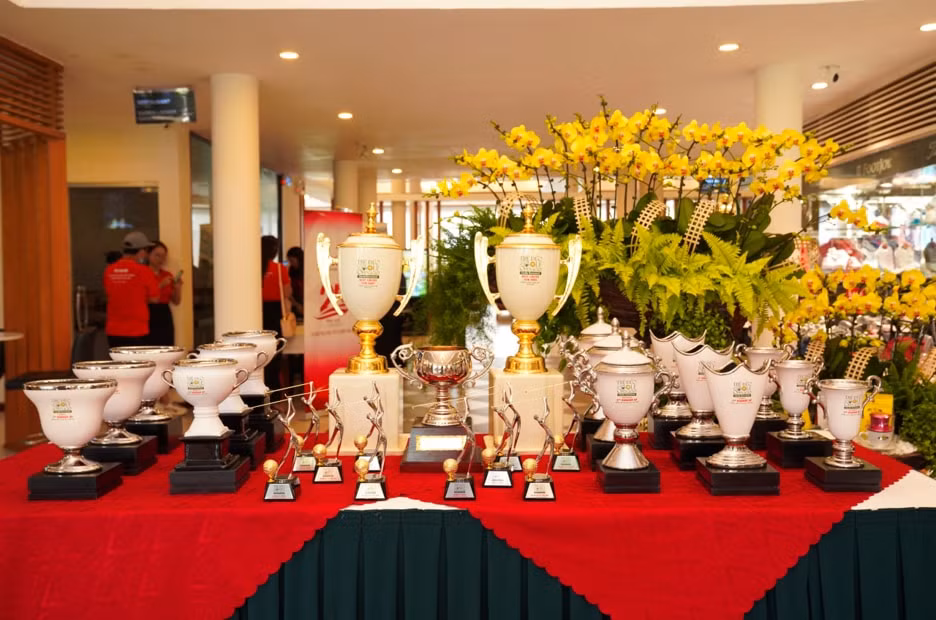 hon 35 ti dong duoc dong gop tai giai golf thu duc open lan 2 hinh 4
