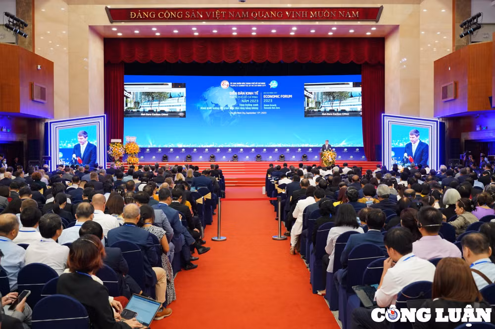 khai mac dien dan kinh te tphcm nam 2023 ky vong nhung buoc tien vung chac hinh 3