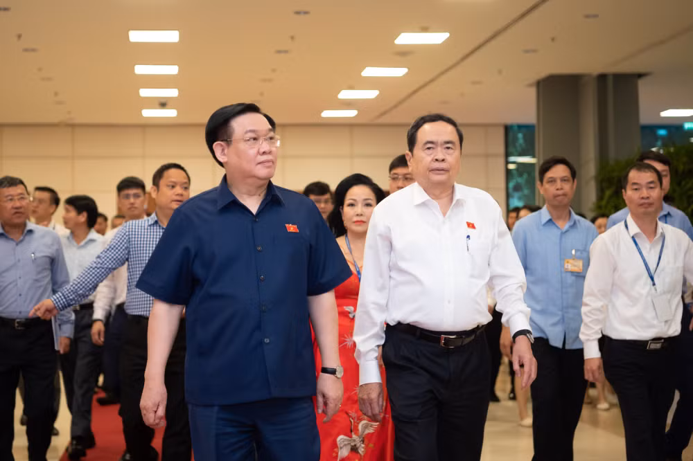chu tich quoc hoi du tong duyet hoi nghi nghi si tre toan cau lan thu 9 hinh 1