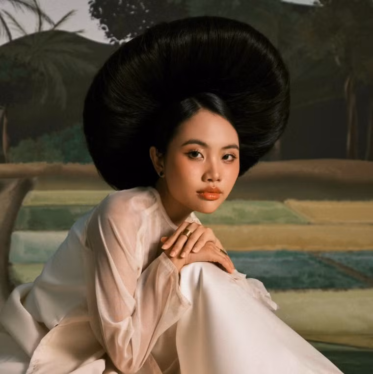 phuong my chi ra album vu tru co bay lay cam hung tu nhieu tac pham van hoc hinh 1