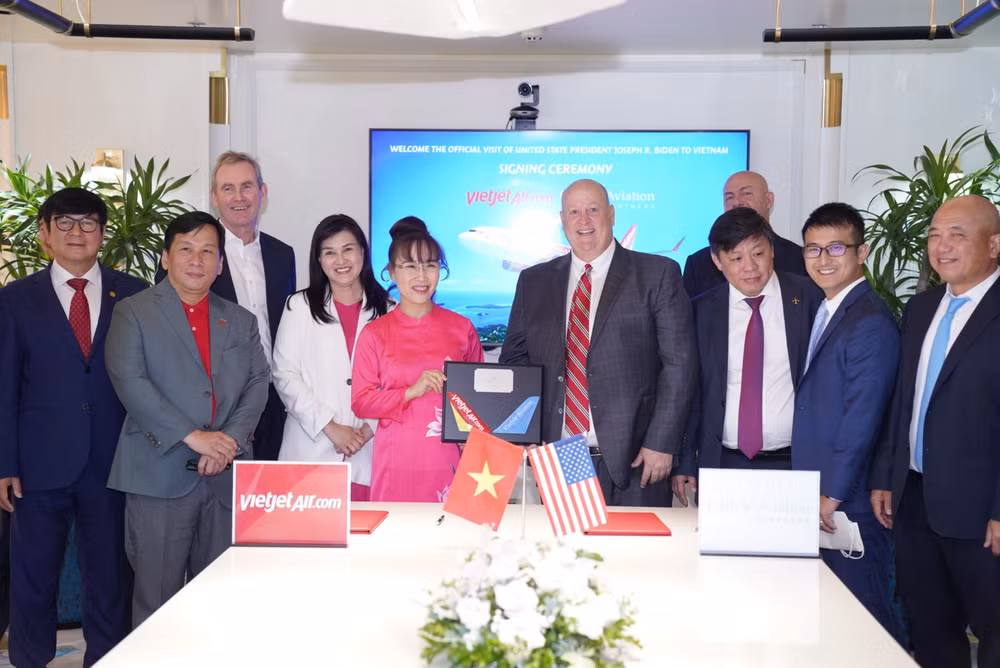 vietjet va tap doan carlyle ky ket tai tro tau bay tri gia 550 trieu usd hinh 2