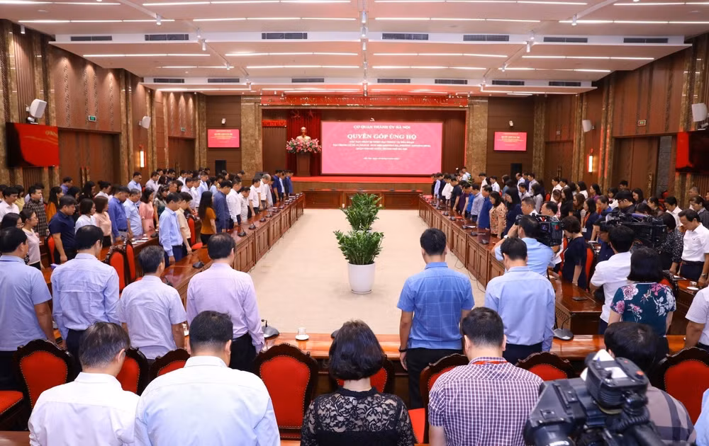 ha noi tuong niem nan nhan vu chay chung cu mini o khuong dinh hinh 1
