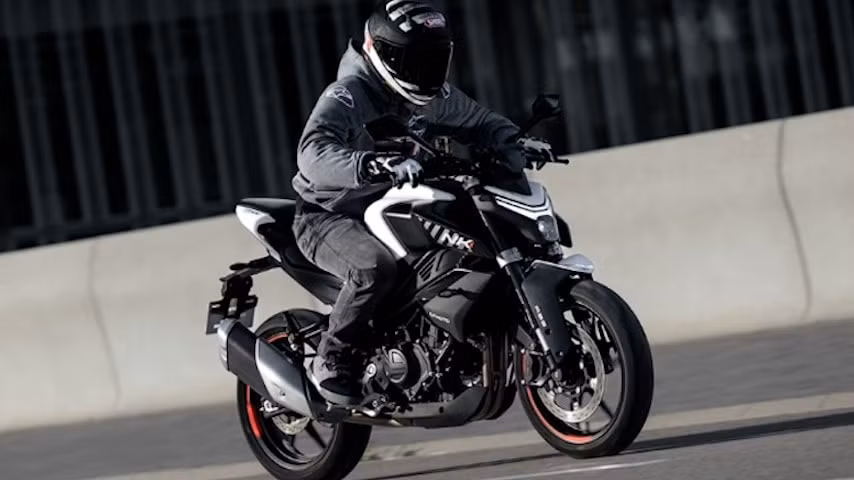 hinh anh cfmoto 450nk hinh 1