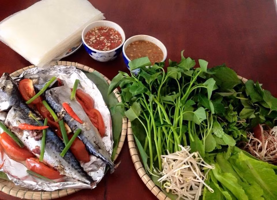 hap dan mon ca nuc cuon banh trang da nang hinh 2