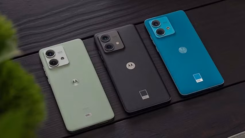 day la model thu 3 thuoc dong edge 40 series nha motorola hinh 3