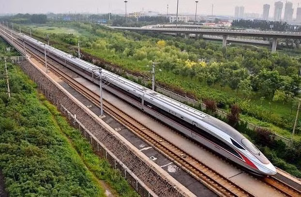 giu nguyen huong tuyen vi tri nha ga duong sat toc do cao bac nam qua ha noi hinh 1