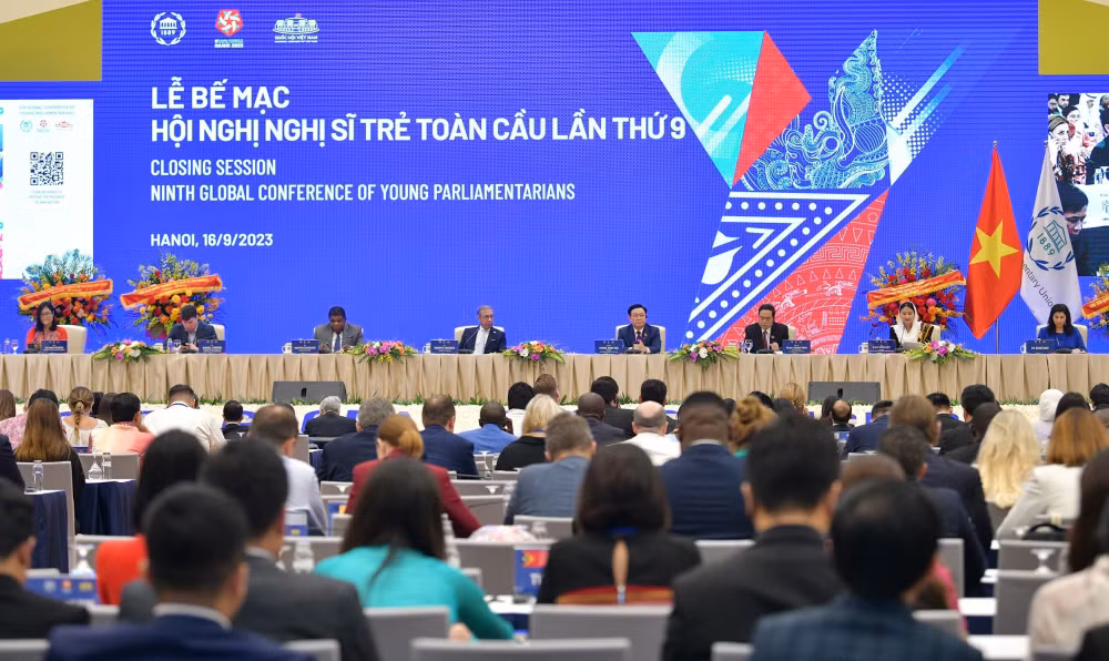 thuc day mang luoi nghi si tre toan cau ve chuyen doi so va doi moi sang tao hinh 1