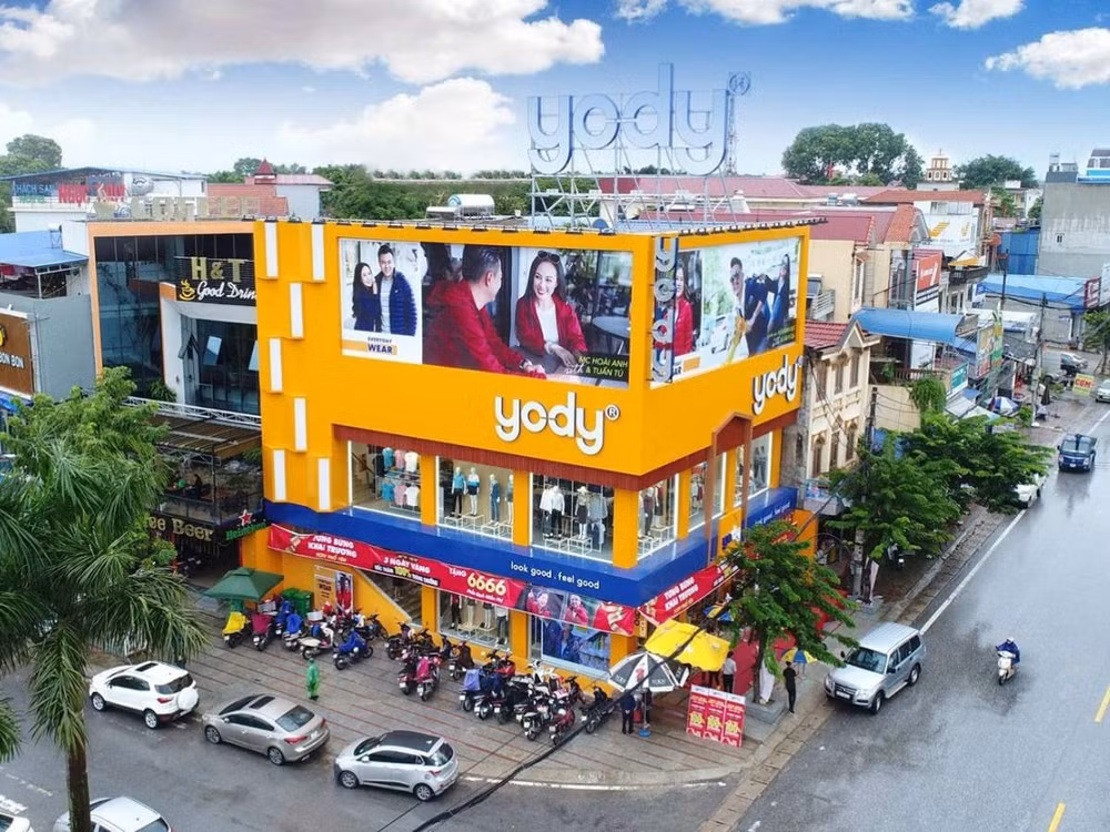 yody xin loi vi dang tai hinh anh thieu hai quan dao hoang sa va truong sa cua viet nam hinh 1