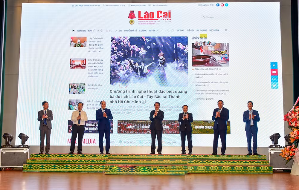bao lao cai don nhan bang khen cua thu tuong chinh phu hinh 2