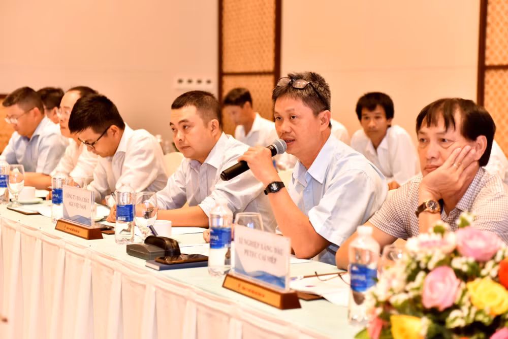 kvt to chuc hoi nghi khach hang kho cang pv gas vung tau nam 2023 hinh 2