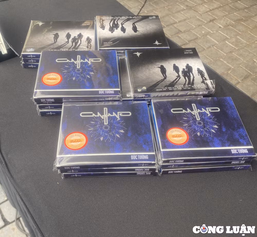 buc tuong ra mat album vol7 mang ten can bang hinh 3