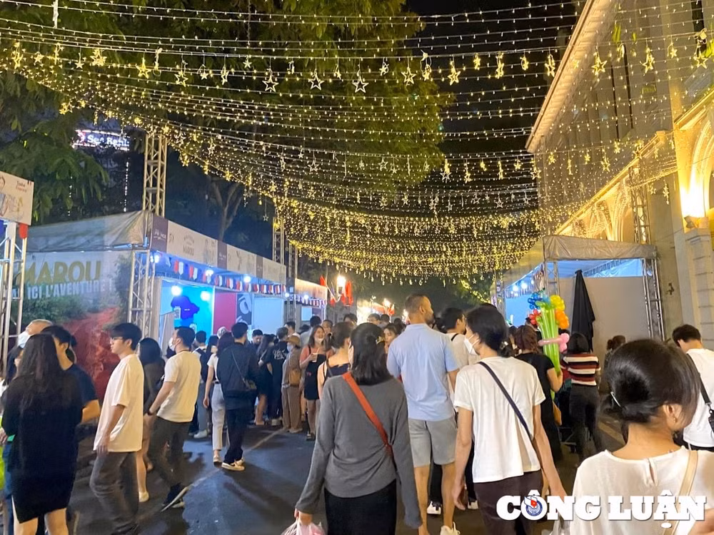 trai nghiem van hoa day mau sac tai su kien sac mau viet nam hinh 18