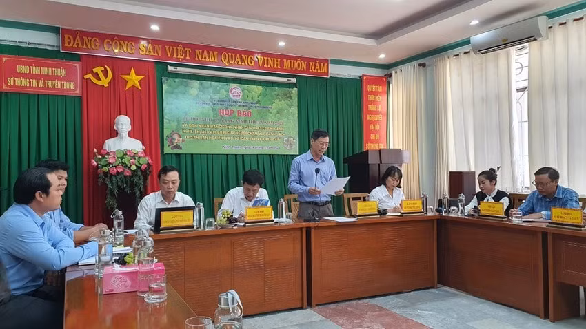 ninh thuan cong bo chuong trinh le hoi nho va vang nam 2023 hinh 1