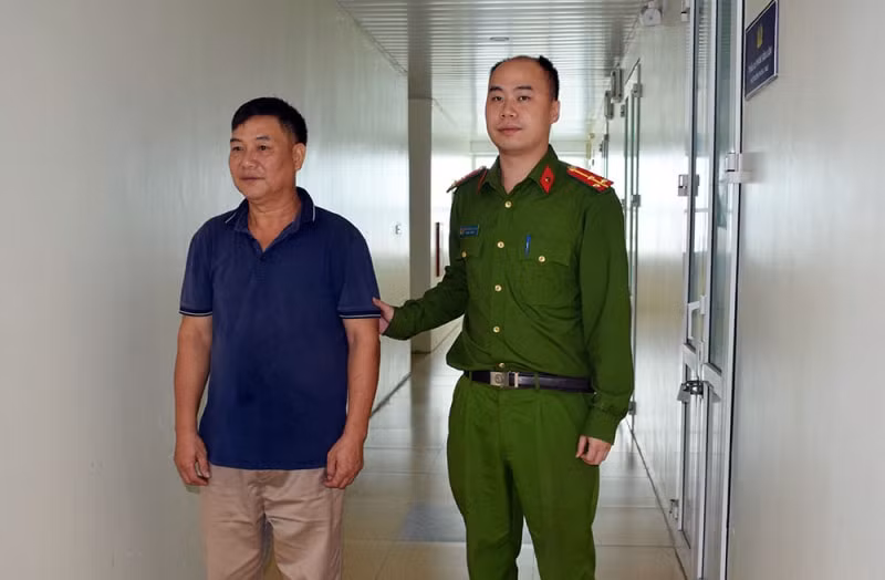 khoi to giam doc cong ty an phuc hung lap hop dong khong de tron thue hinh 1