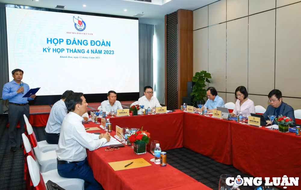 trao quyet dinh chi dinh tham gia dang doan hoi nha bao viet nam hinh 1