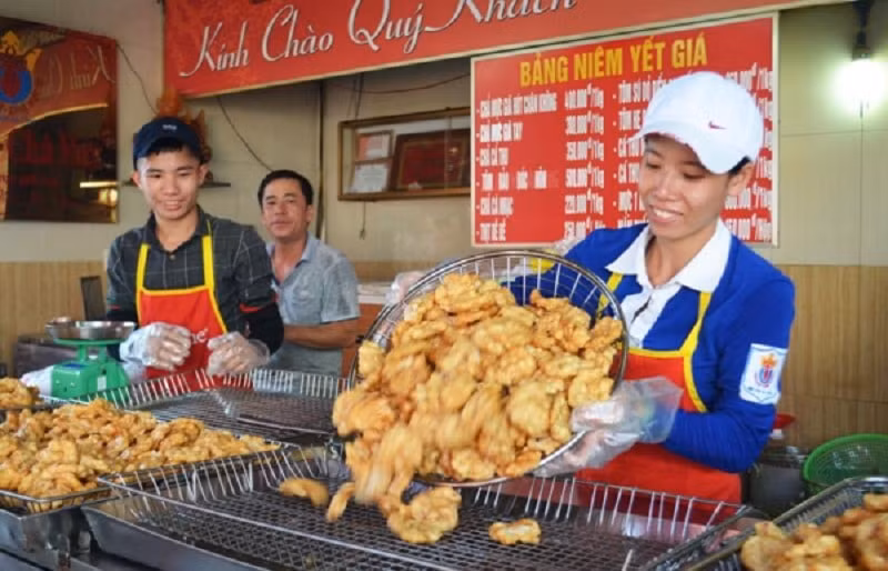 van hoa am thuc tro thanh san pham du lich hut khach o quang ninh hinh 3