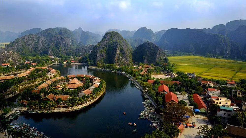 hap dan tuan du lich sac vang tam coc trang an nam 2023 hinh 1