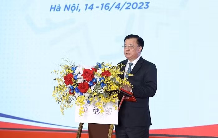 that chat hon nua soi day giao luu gan ket chia se giua viet nam va phap hinh 1