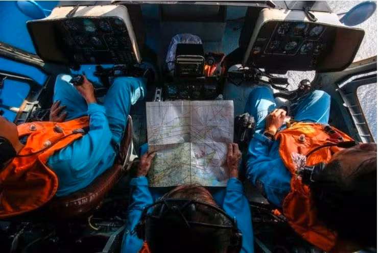 netflix go noi dung sai su that ve viet nam trong phim mh370 hinh 3