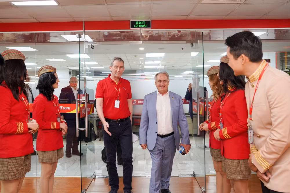 bo truong thuong mai va du lich uc chuc mung cac duong bay thang viet nam uc cua vietjet hinh 2