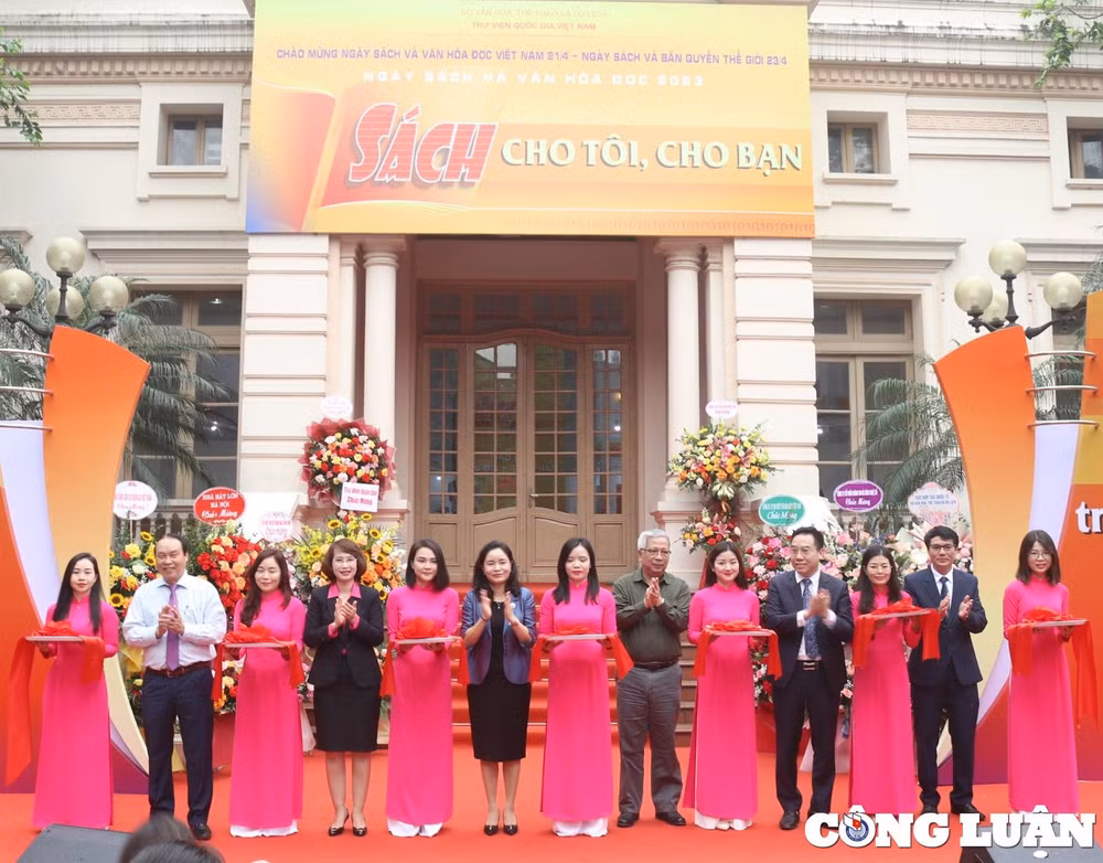 ton vinh gia tri cua sach khang dinh vai tro va tam quan trong cua sach trong doi song xa hoi hinh 2