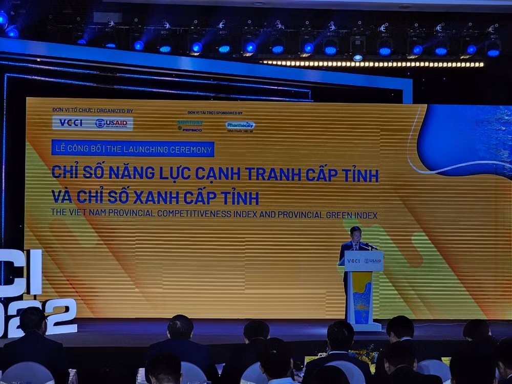chu tich vcci doanh nghiep than thu tuc hanh chinh lien quan toi thue la phien ha nhat hinh 2
