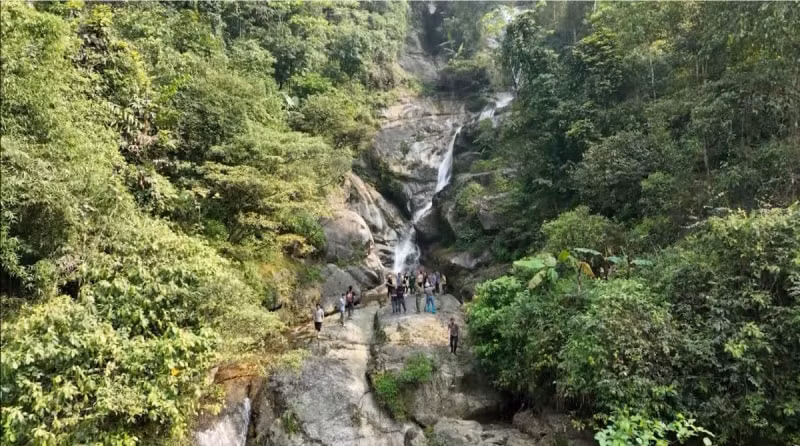 tour du lich moi trai nghiem dinh nui tay con linh ha giang hinh 2