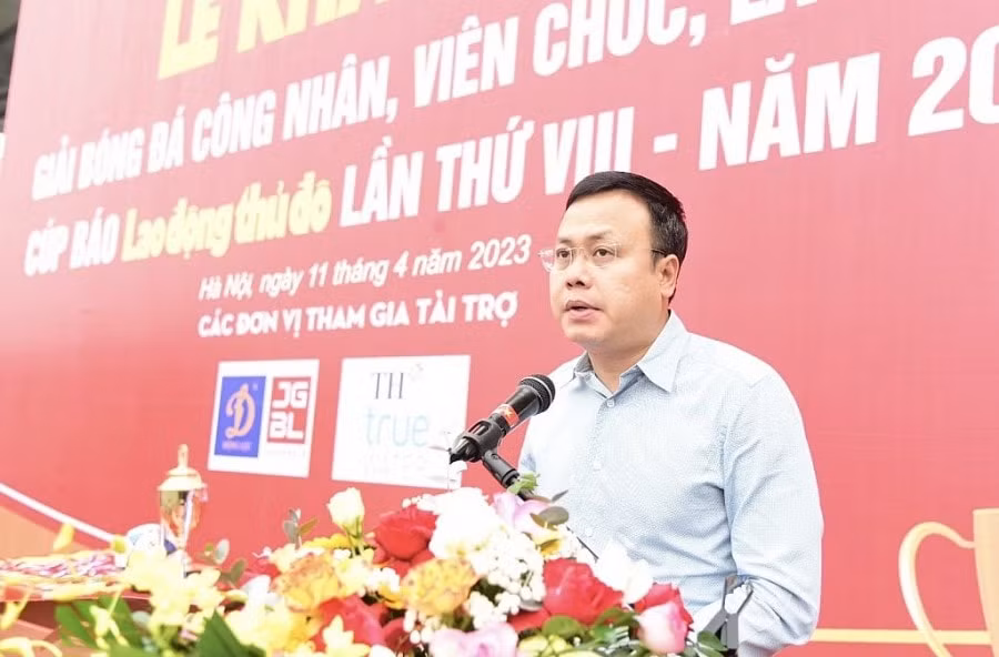 khai mac giai bong da cong nhan vien chuc lao dong cup bao lao dong thu do hinh 1