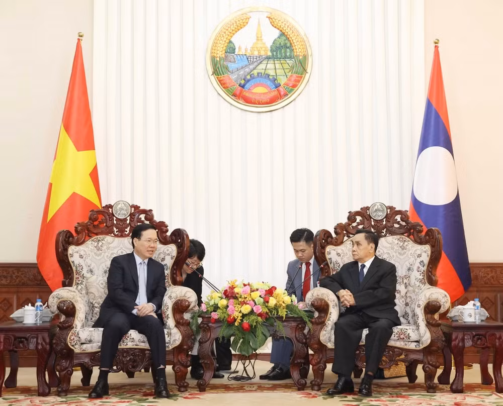 chu tich nuoc vo van thuong tham cac dong chi nguyen lanh dao cap cao cua lao hinh 3