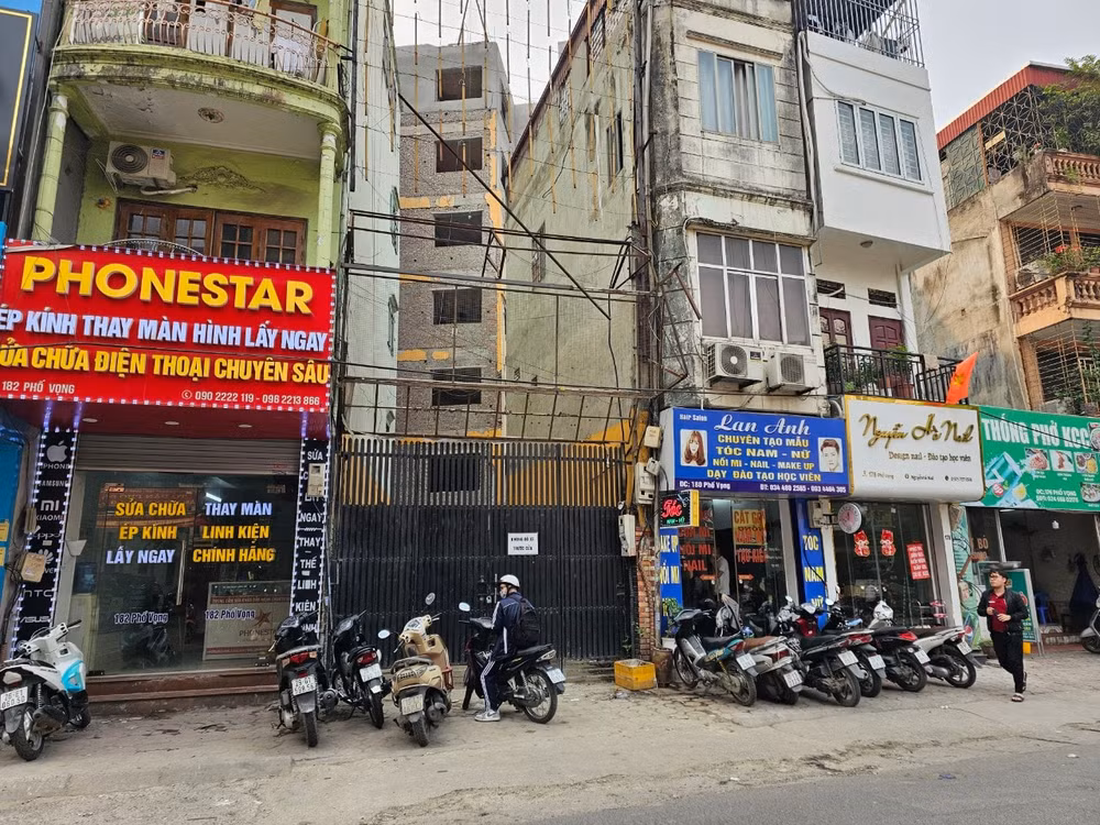 dem tung ngay de mo cua tro lai chu quan karaoke vua mung vua lo hinh 4