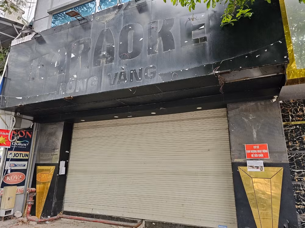 dem tung ngay de mo cua tro lai chu quan karaoke vua mung vua lo hinh 1