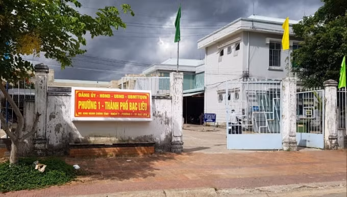 Trụ sở UBND phường 1, nơi ông Bình công tác.
